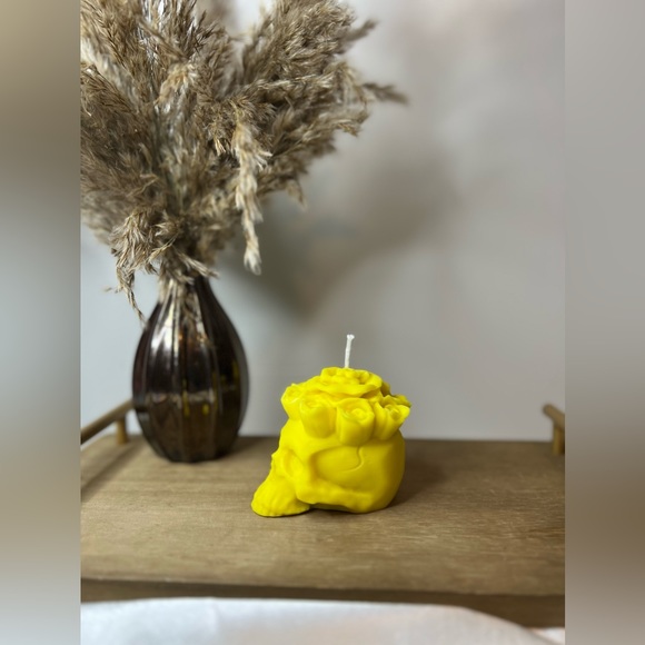 Rose Skull Head💀 Soy Wax Candle- Ocean Breeze Scent - Picture 3 of 5